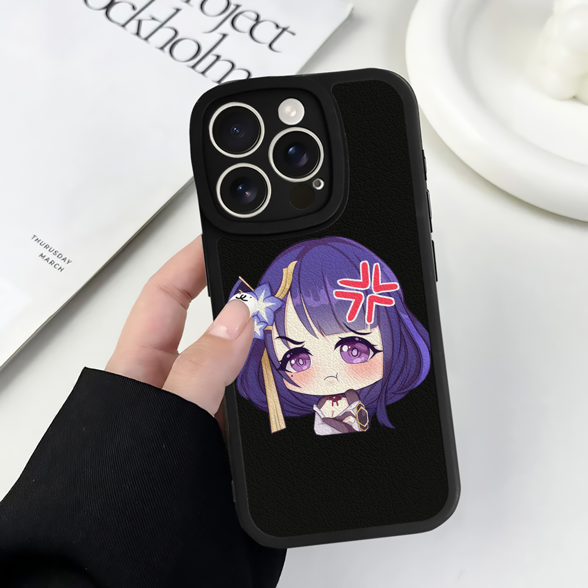 げんし神 雷電将軍 らいでんしょうぐん genshin Raiden Shogun 【iPhone 16シリーズ対応】シリコンスマホケース（レザー調） 材質：シリコン